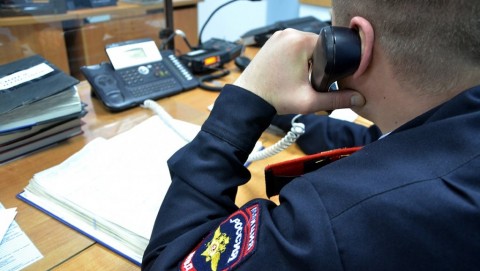 Полицейские в Лотошино задержали подозреваемого, выманившего у знакомого 2 млн рублей на лечение внука